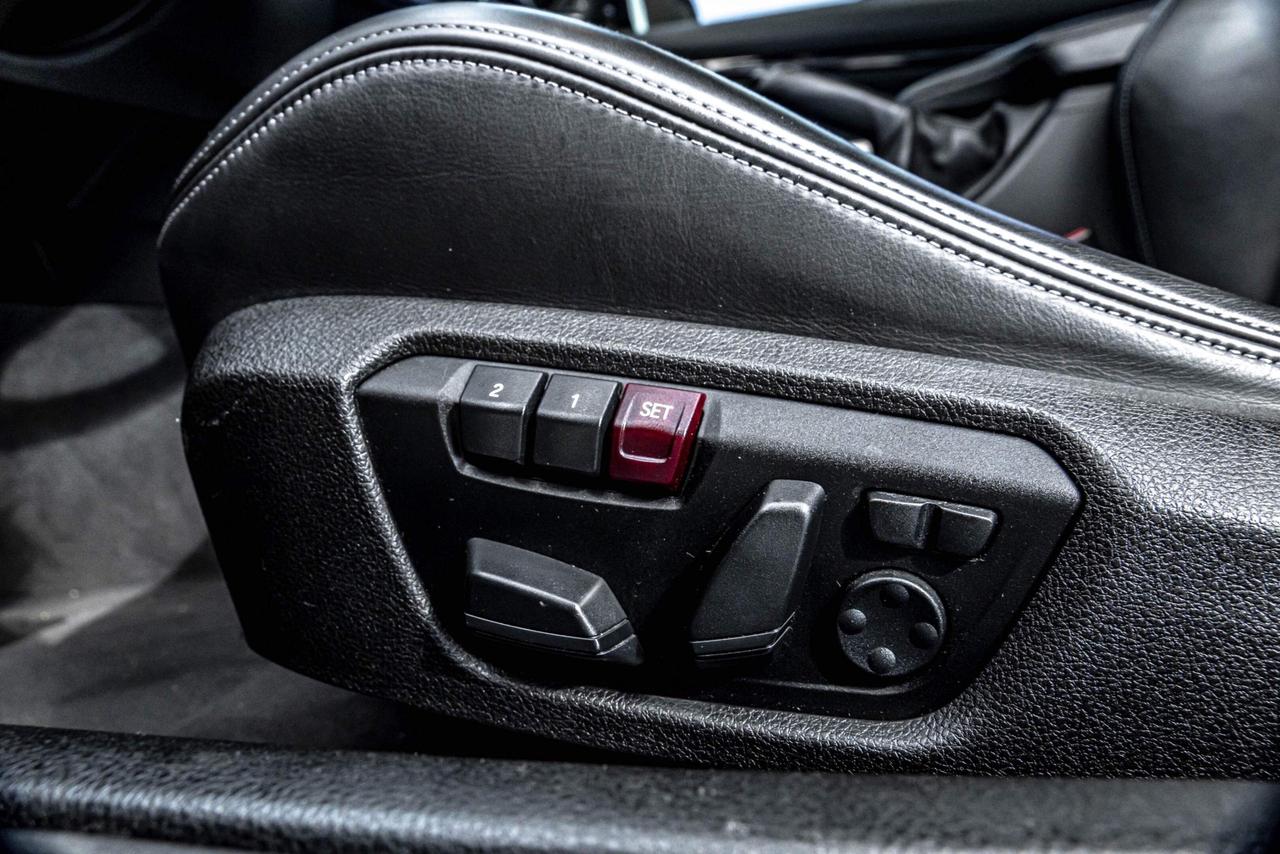 2015 BMW M4 COUPE | CLEAN CARFAX | CARBON PKG | NAVI | SUNROOF Photo