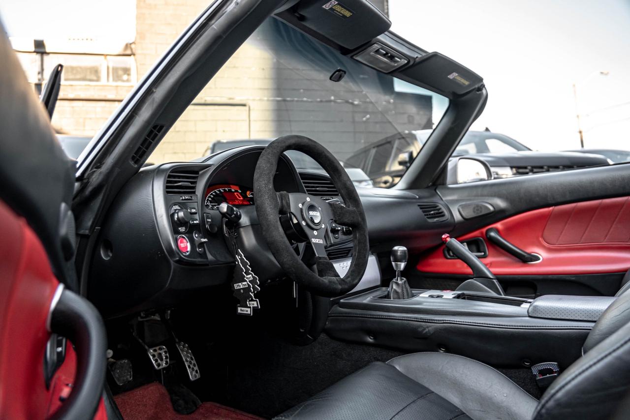 2005 Honda S2000 CONVERTIBLE |6 SPEED |PUSH START |CARBON FIBER HOO Photo