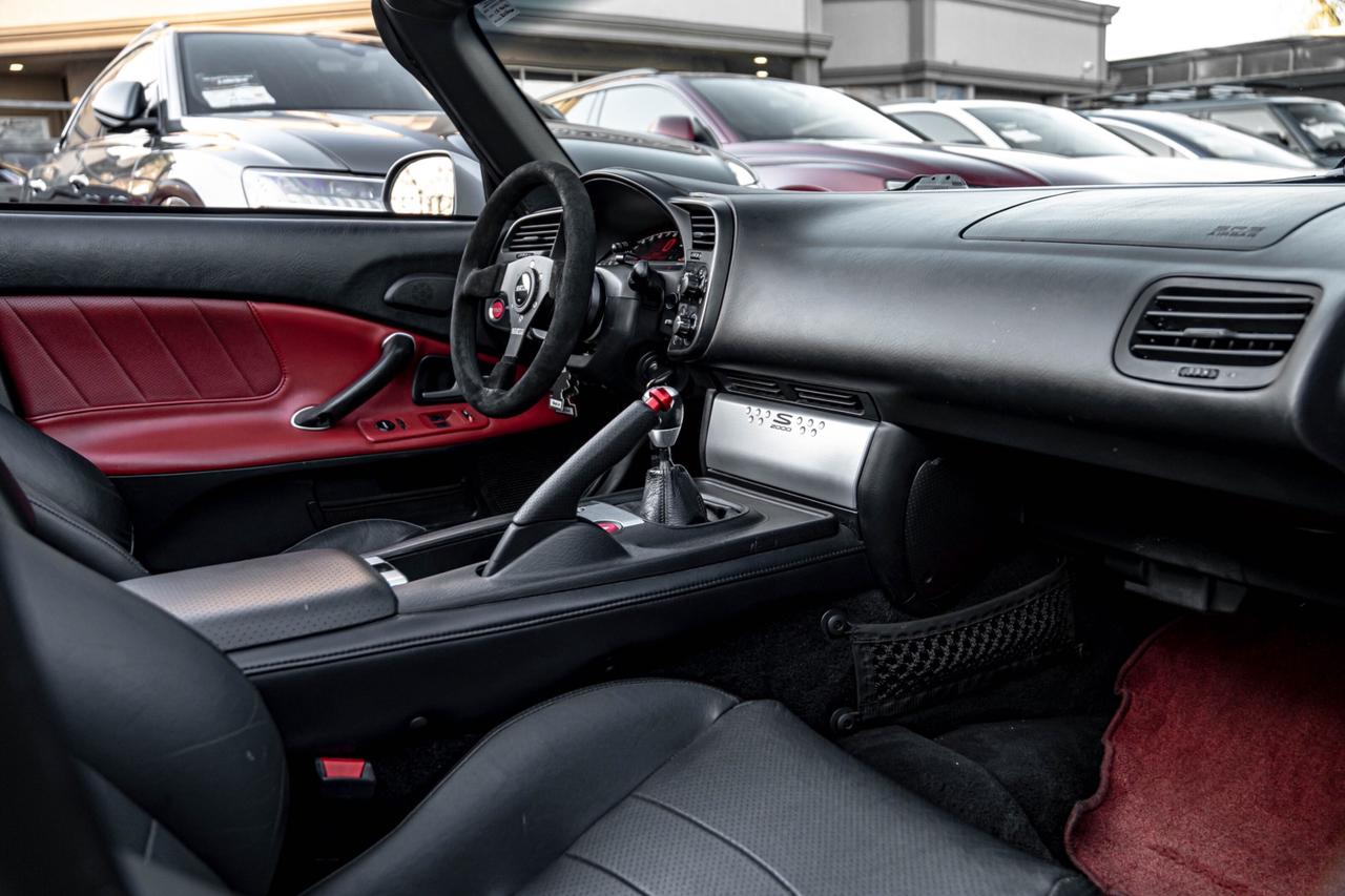 2005 Honda S2000 CONVERTIBLE |6 SPEED |PUSH START |CARBON FIBER HOO Photo