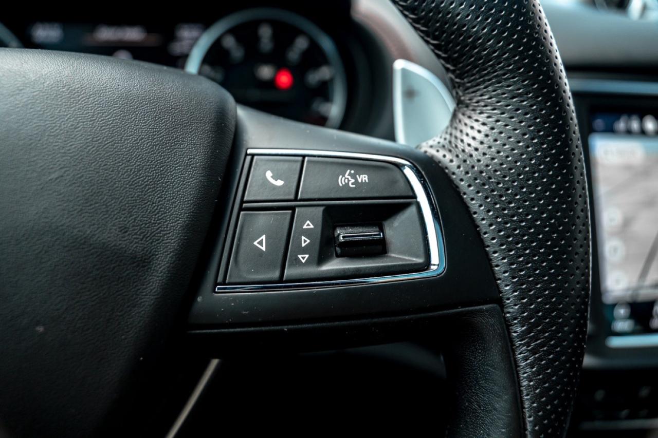 2021 Maserati Levante TROFEO | AWD | V8 | FACTORY FERRARI ENGINE | CARBO Photo