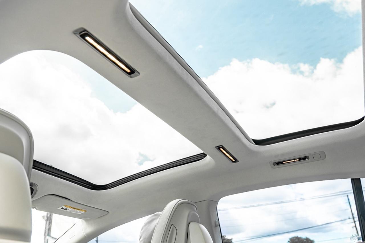 2022 Mercedes-Benz E-Class EQS 450+ | AMG PKG | WOOD TRIM | BURMESTER | Photo