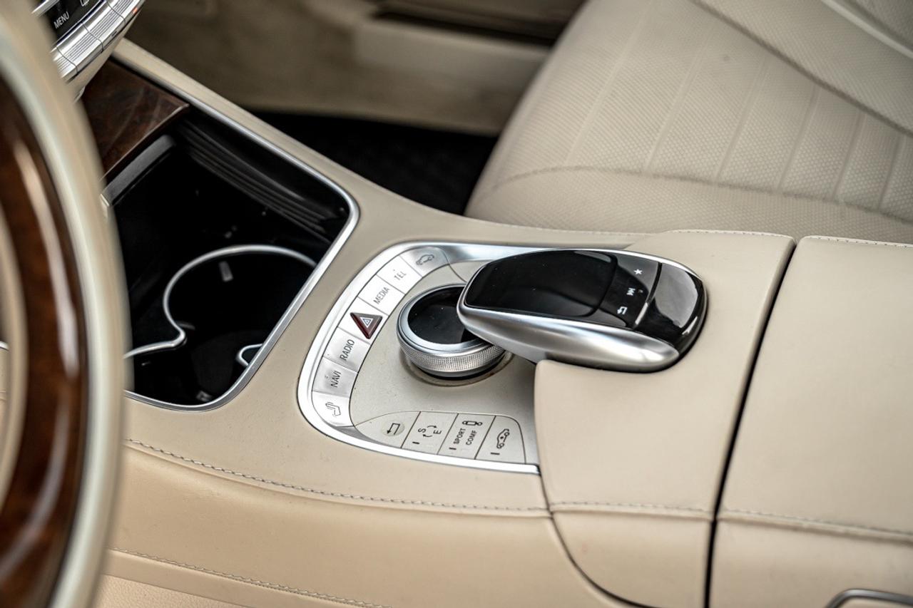 2017 Mercedes-Benz S-Class S550 4MATIC | AMG PKG | HUDS | MASSAGE SEATS | PAN Photo