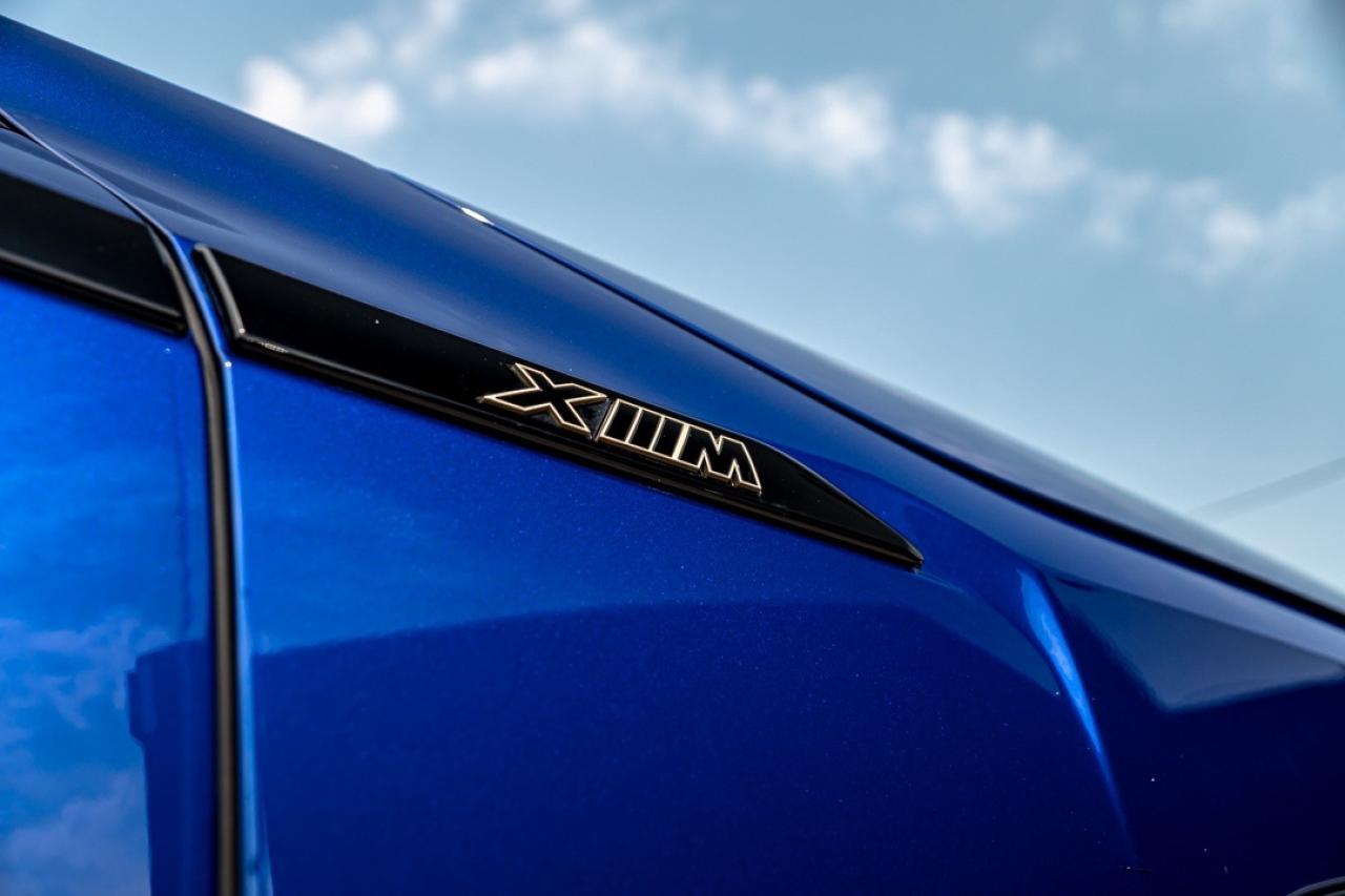 2023 BMW XM PLUG-IN HYBRID M POWER PKG CARBON FIBER PKG CL Photo