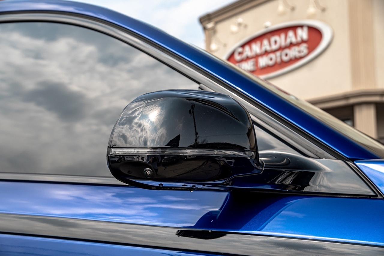 2023 BMW XM PLUG-IN HYBRID M POWER PKG CARBON FIBER PKG CL Photo