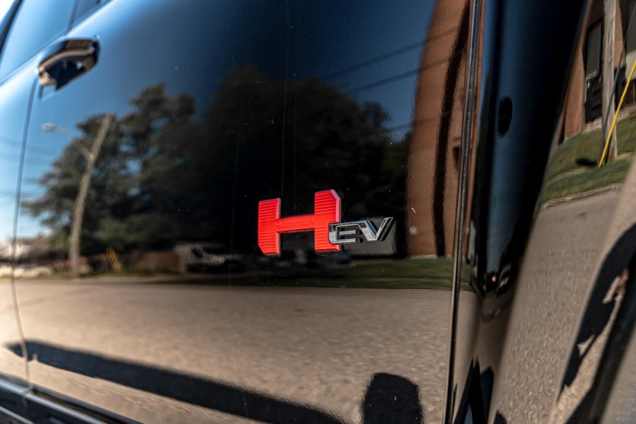 2024 GMC HUMMER EV Pickup E4WD CREW CAB CLEAN CARFAX CONVERTIBLE W HARD Photo