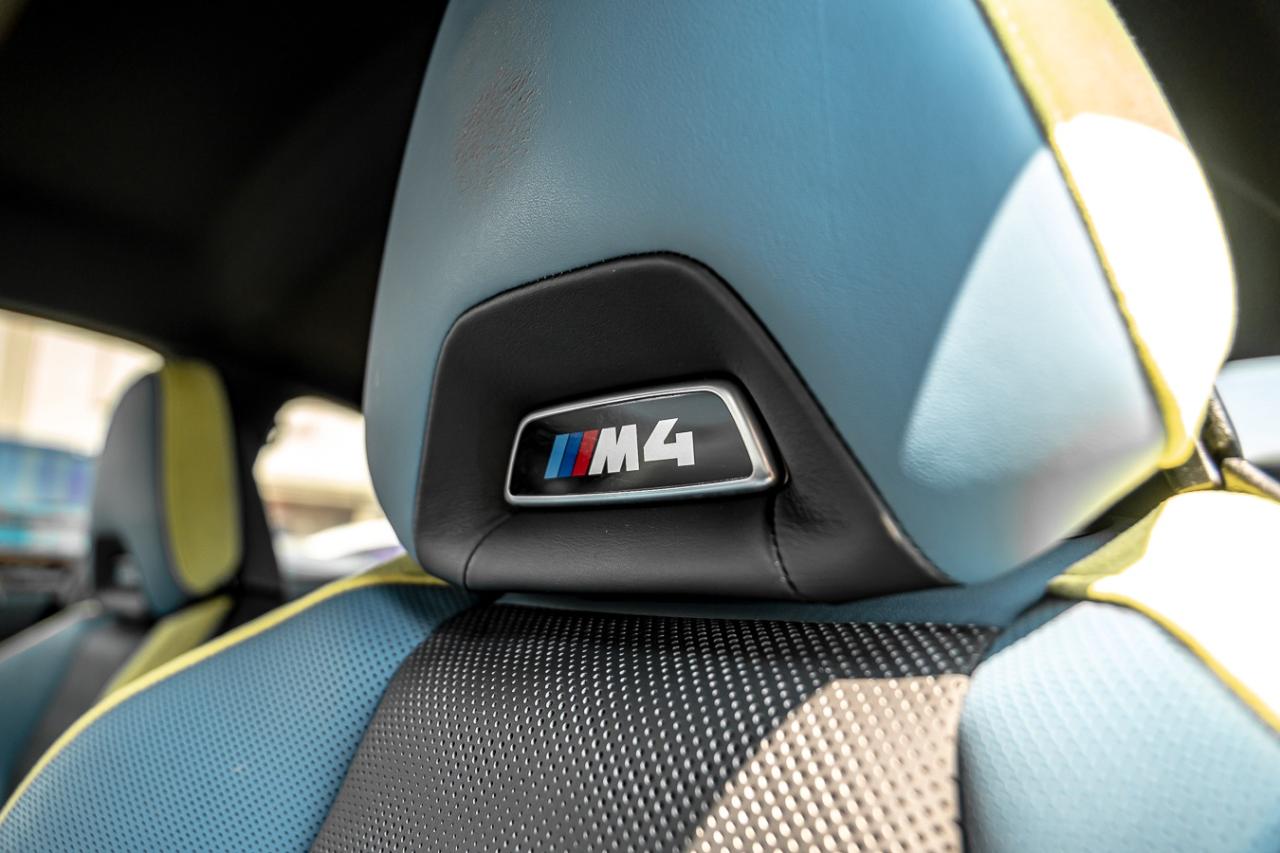 2021 BMW M4 COUPE | MANUAL GEAR | 473 HP | NAVI | CAM | Photo