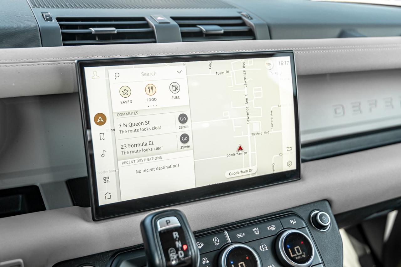 2022 Land Rover Defender X-DYNAMIC SE 90 AWD| CLEAN CARFAX | ONE OWNER | PA Photo