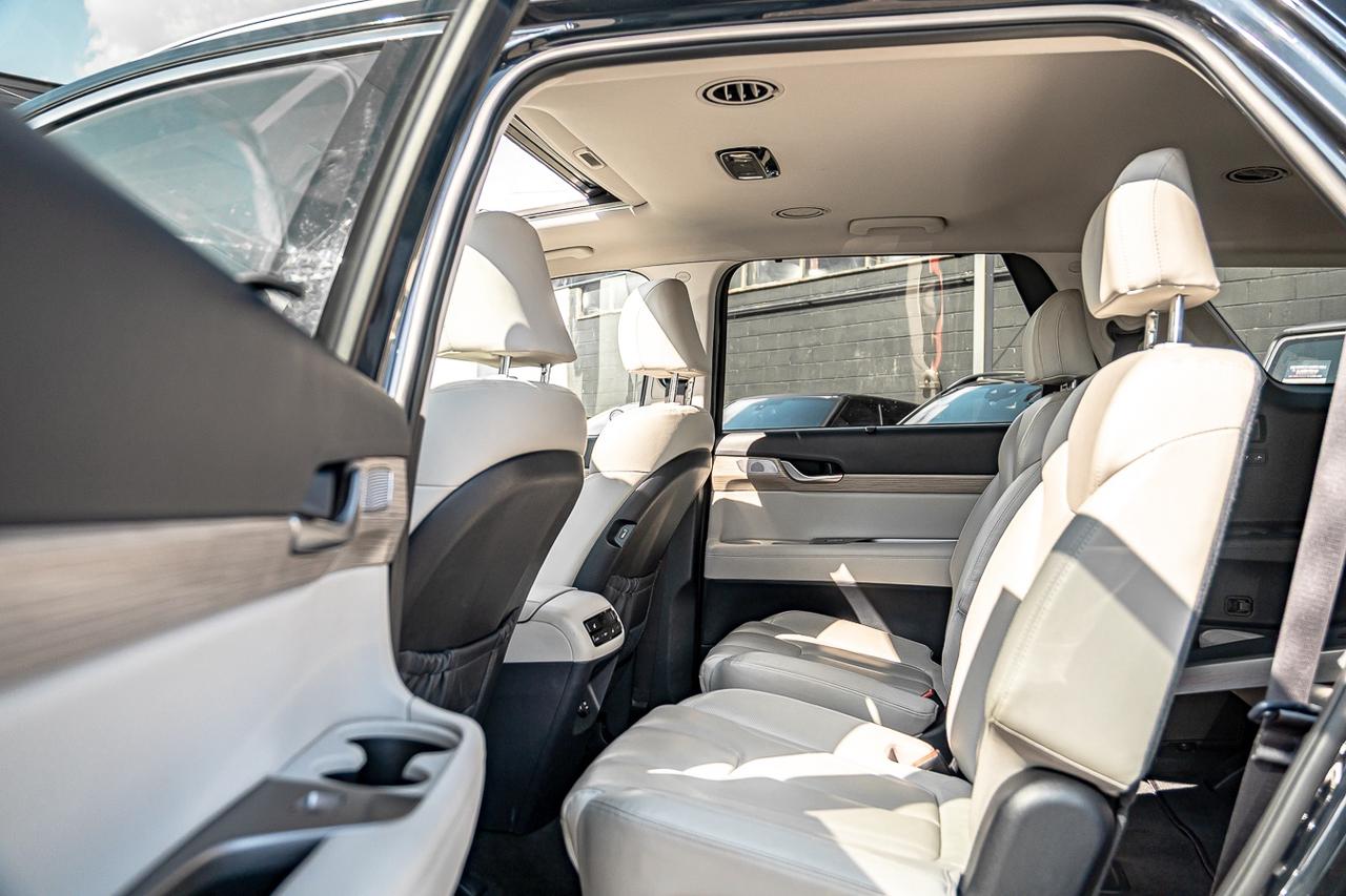 2022 Hyundai PALISADE SEL LUXURY UTILITY AWD  | 7 PASS | BSM | NAVI | ON Photo