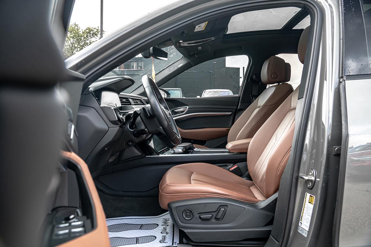 2022 Audi E-Tron Sportback TECHNIK S-LINE | HUD | PANO | NAVI | CAM | Photo