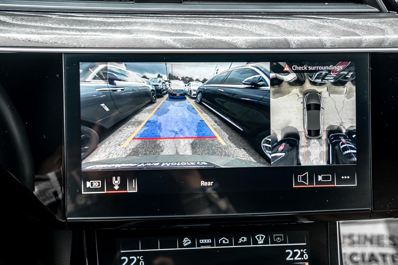 2022 Audi E-Tron Sportback TECHNIK S-LINE | HUD | PANO | NAVI | CAM | Photo