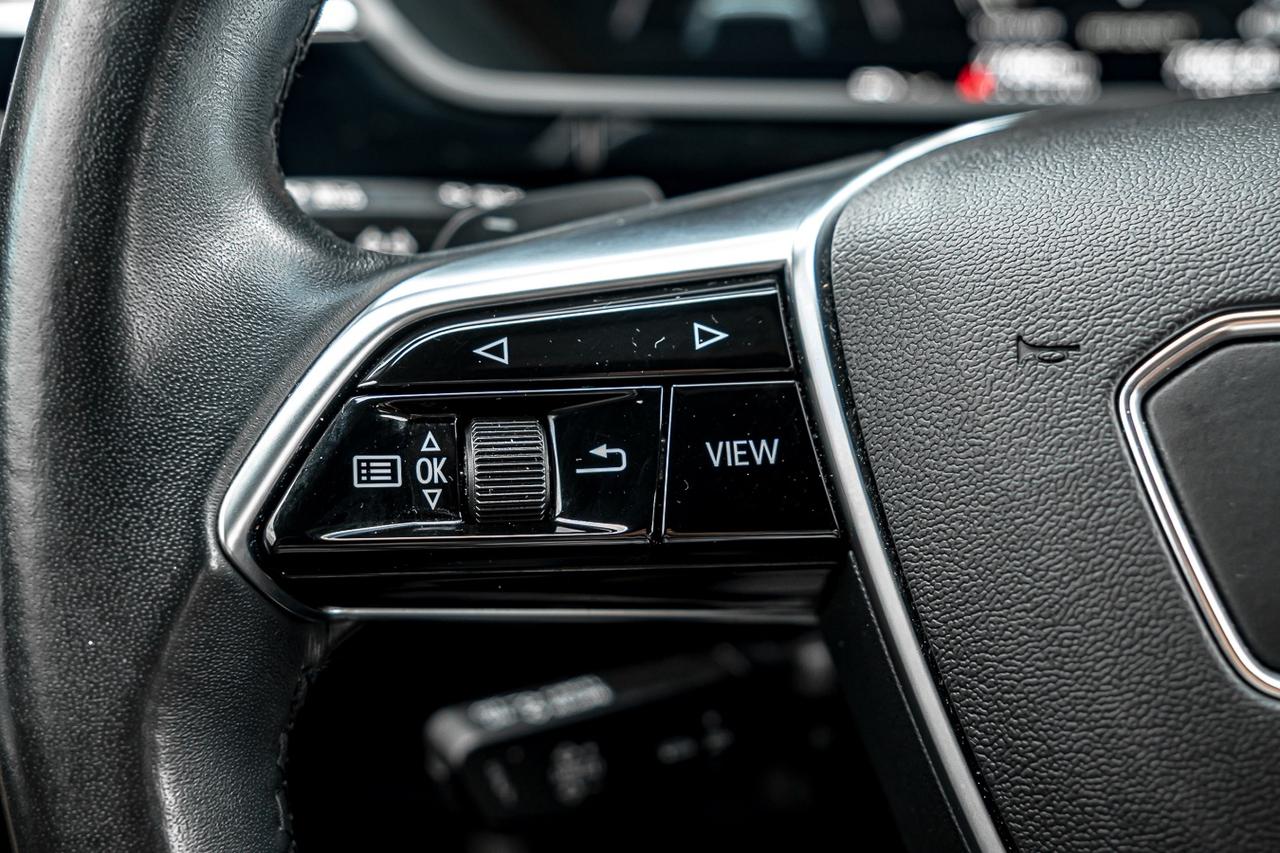 2022 Audi E-Tron Sportback TECHNIK S-LINE | HUD | PANO | NAVI | CAM | Photo