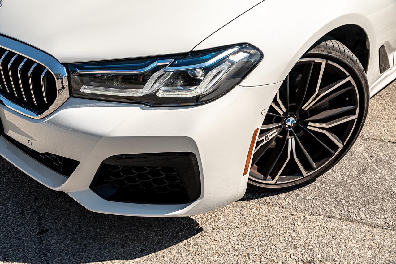 2022 BMW 5 Series 540i XDRIVE | M POWER PKG | HUD | NAVI | HARMAN&KA Photo3