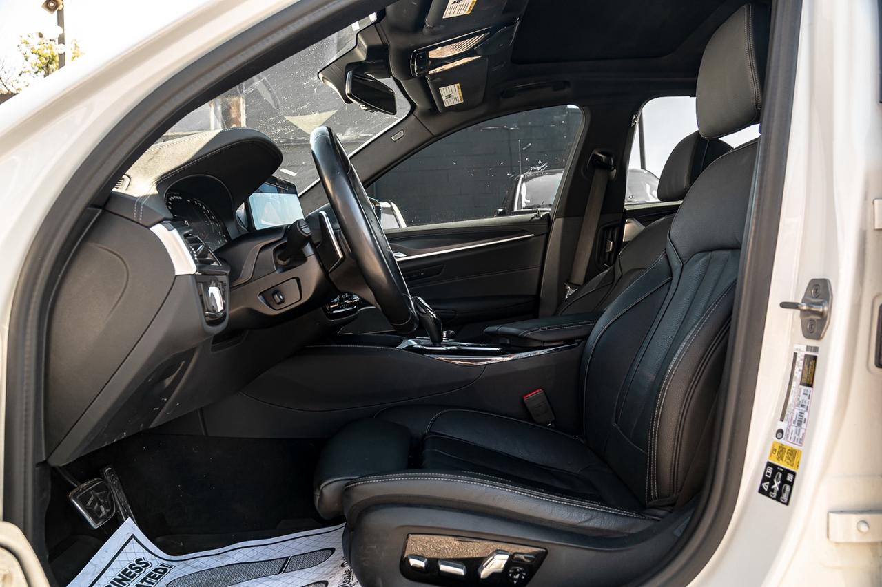 2022 BMW 5 Series 540i XDRIVE | M POWER PKG | HUD | NAVI | HARMAN&KA Photo