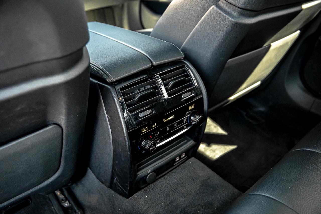 2022 BMW 5 Series 540i XDRIVE | M POWER PKG | HUD | NAVI | HARMAN&KA Photo