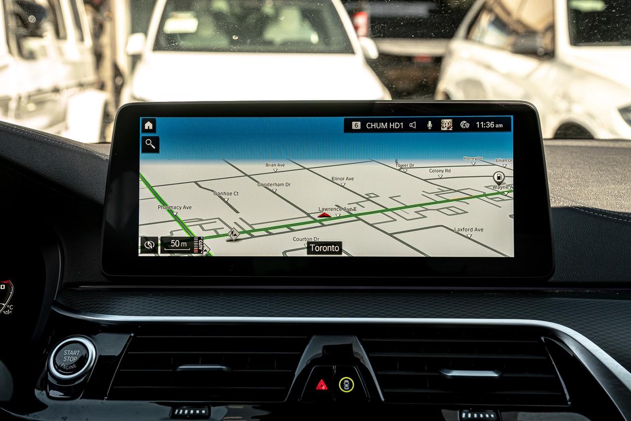 2022 BMW 5 Series 540i XDRIVE | M POWER PKG | HUD | NAVI | HARMAN&KA Photo