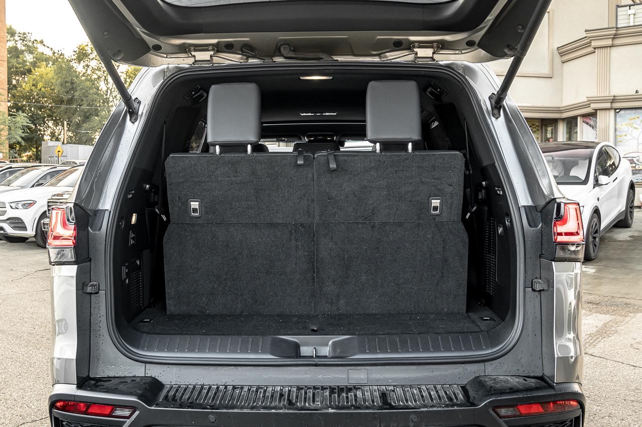 2022 Lexus LX 600 F-SPORT AWD | CLEAN CARFAX | 7 PASS | NAVI | COOLE Photo