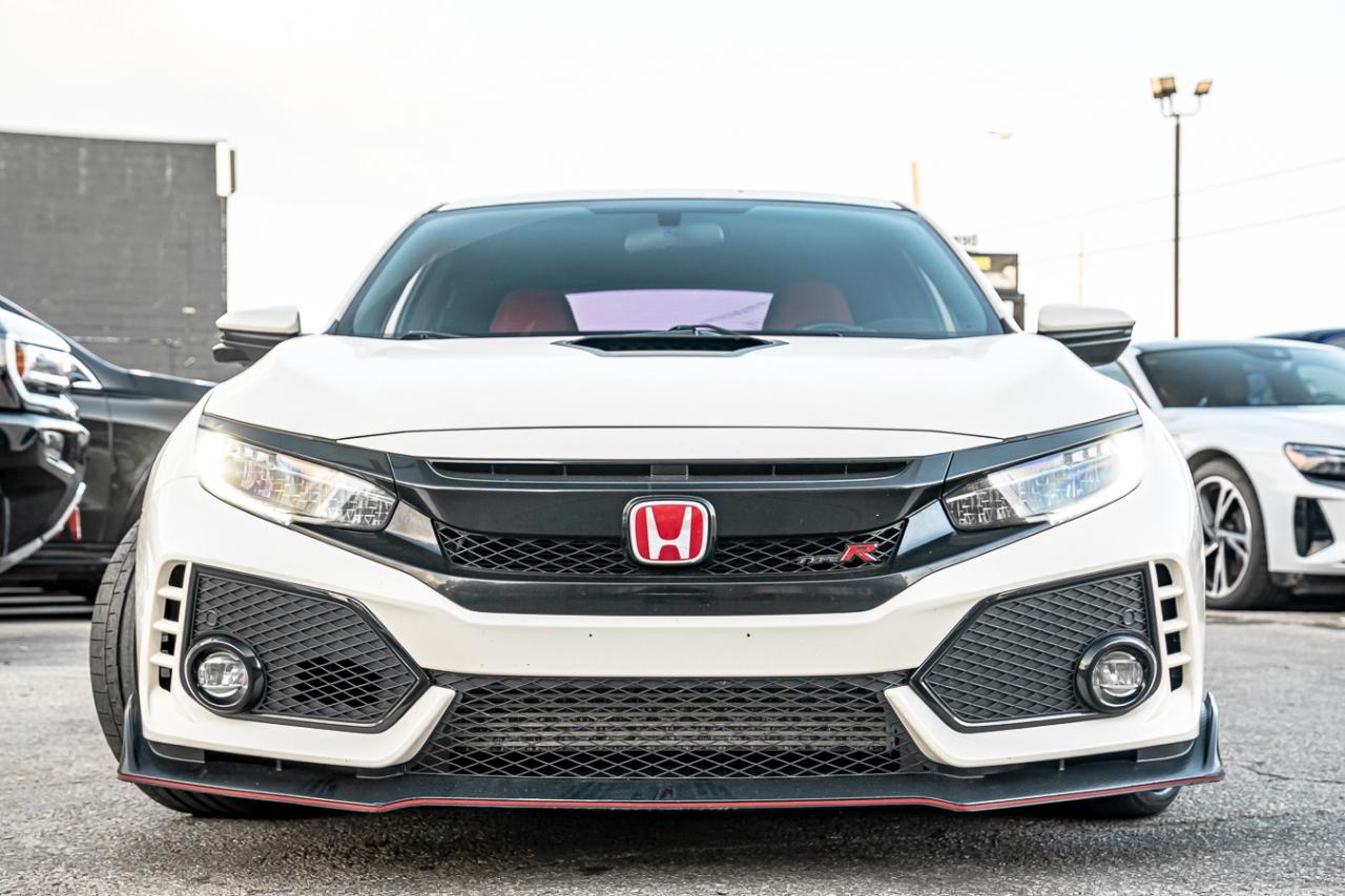 2019 Honda Civic Type R MANUAL GEAR | NAVI | CAM | ONE OWNER | RED INT | Photo