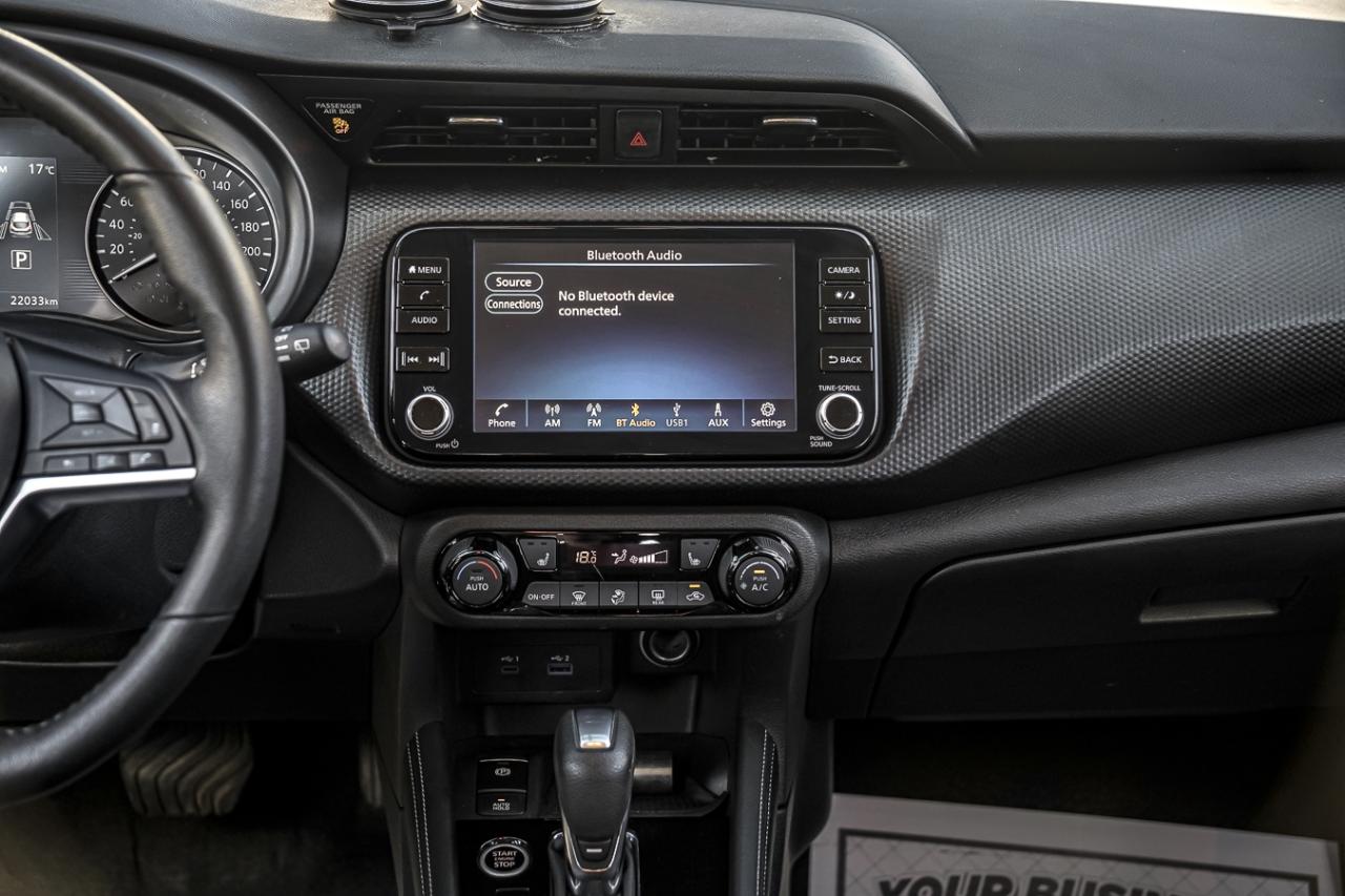 2024 Nissan Kicks SV | BSM | HEATED SEATS | CARPLAY | LDW | ONE OWNE Photo