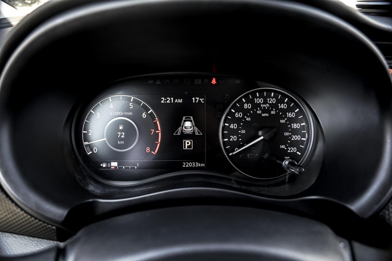 2024 Nissan Kicks SV | BSM | HEATED SEATS | CARPLAY | LDW | ONE OWNE Photo