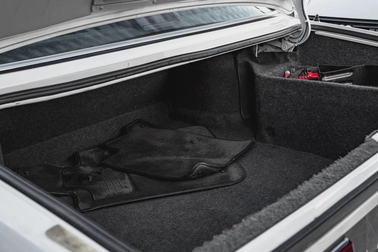 1987 BMW 6 Series M6 MANUAL | SUNROOF | ONE OWNER | LEATHER Photo