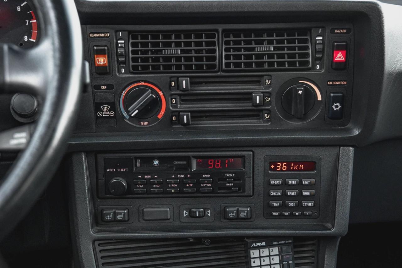 1987 BMW 6 Series M6 MANUAL | SUNROOF | ONE OWNER | LEATHER Photo