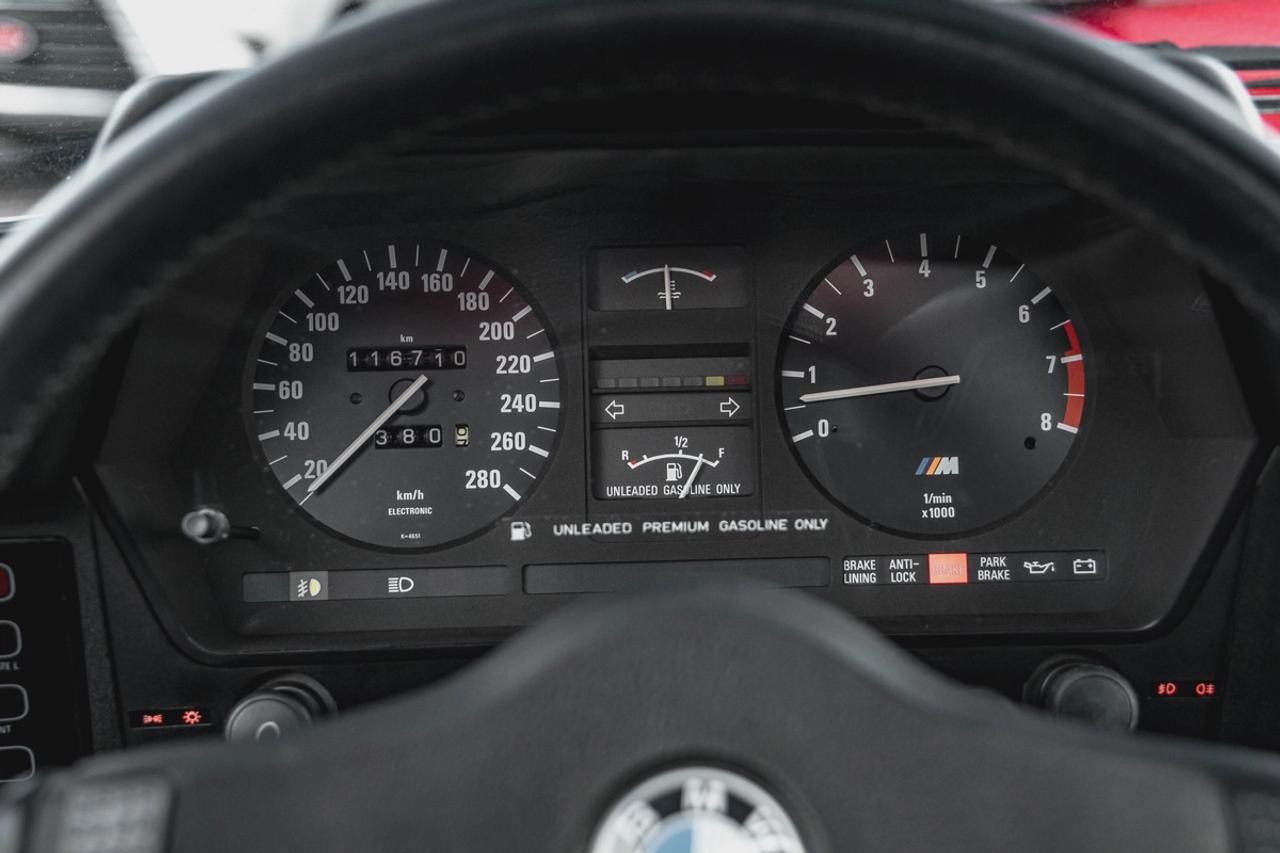 1987 BMW 6 Series M6 MANUAL | SUNROOF | ONE OWNER | LEATHER Photo