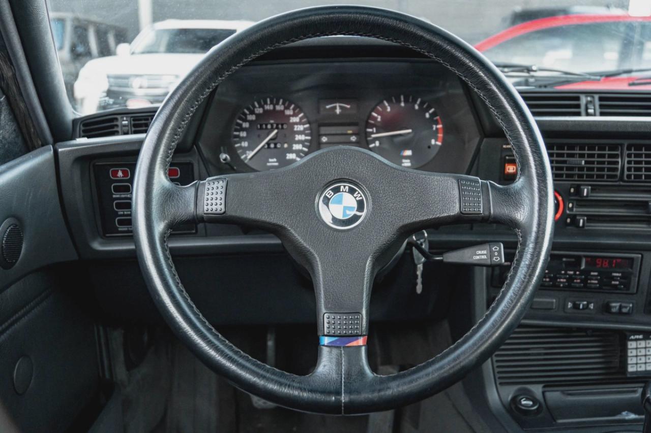 1987 BMW 6 Series M6 MANUAL | SUNROOF | ONE OWNER | LEATHER Photo