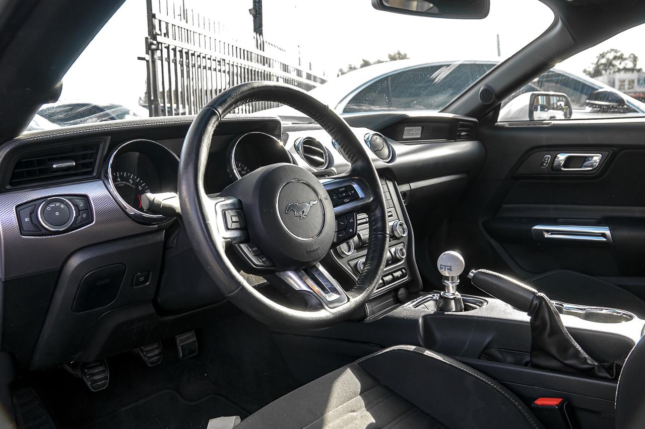 2017 Ford Mustang GT FASTBACK MANUAL GEAR | CLEAN CARFAX | HEATED SE Photo