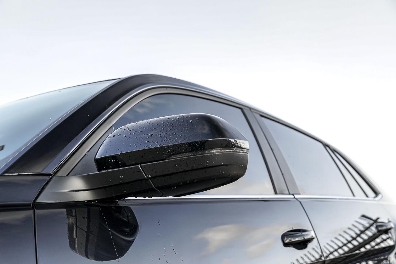 2024 Volkswagen Atlas Cross Sport COMFORTLINE | 4MOTION | BSM | LEATHER INT | COOLED Photo