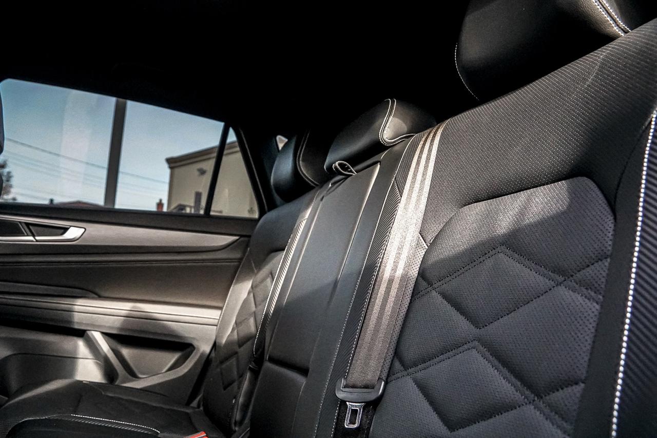 2024 Volkswagen Atlas Cross Sport COMFORTLINE | 4MOTION | BSM | LEATHER INT | COOLED Photo