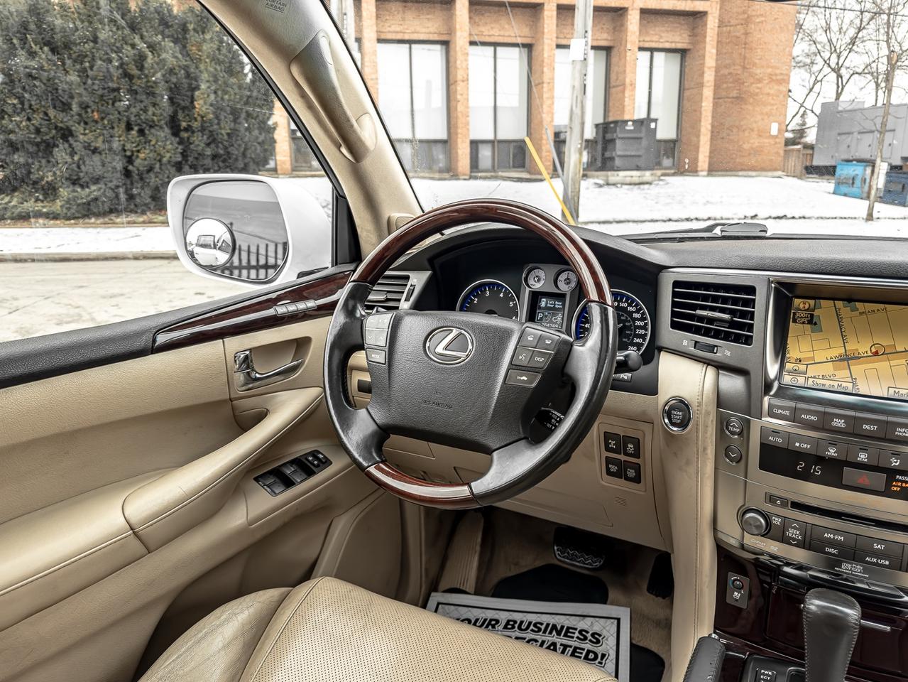 2010 Lexus LX 570 4WD | 8 PASS | NAVI | DVD | KEYLESS ENTRY | SUNROO Photo