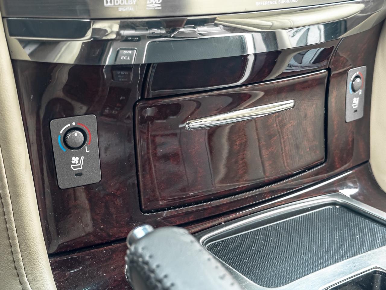 2010 Lexus LX 570 4WD | 8 PASS | NAVI | DVD | KEYLESS ENTRY | SUNROO Photo