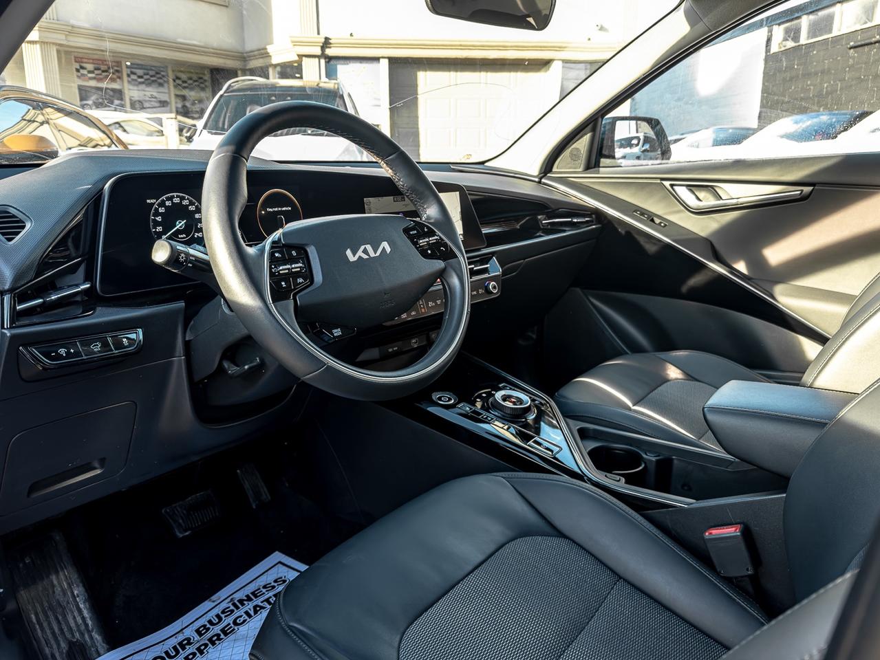 2024 Kia NIRO EV WIND+ | BSM | NAVI | LDW | CARPLAY | ONE OWNER Photo4