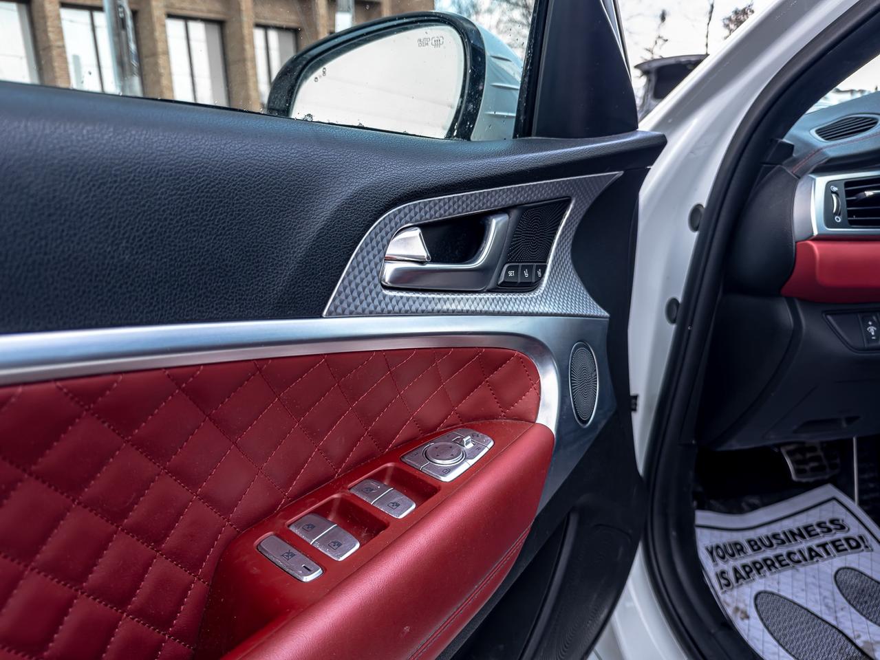 2022 Genesis G70 3.3T SPORT AWD | BSM | NAVI | SUNROOF | RED INT | Photo