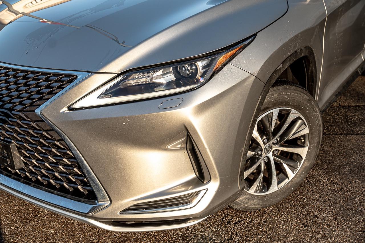 2020 Lexus RX RX 350L AWD | 7 PASS | CLEAN CARFAX | COOLED SEATS Photo2