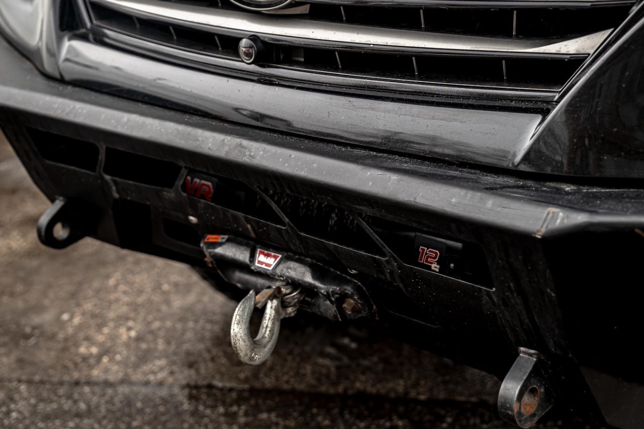 2009 Lexus LX LX 570 AWD| CLEAN CARFAX | 7 PASS | NAVI | SUNROOF Photo