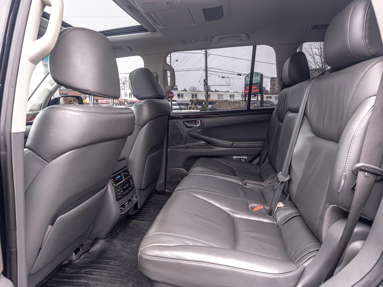 2009 Lexus LX LX 570 AWD| CLEAN CARFAX | 7 PASS | NAVI | SUNROOF Photo