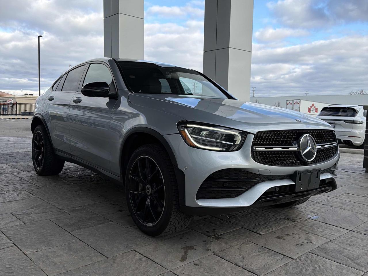 2023 Mercedes-Benz GLC 300 GLC300 COUPE | AMG SPORTS PKG | BURMESTER SURROUND Photo4