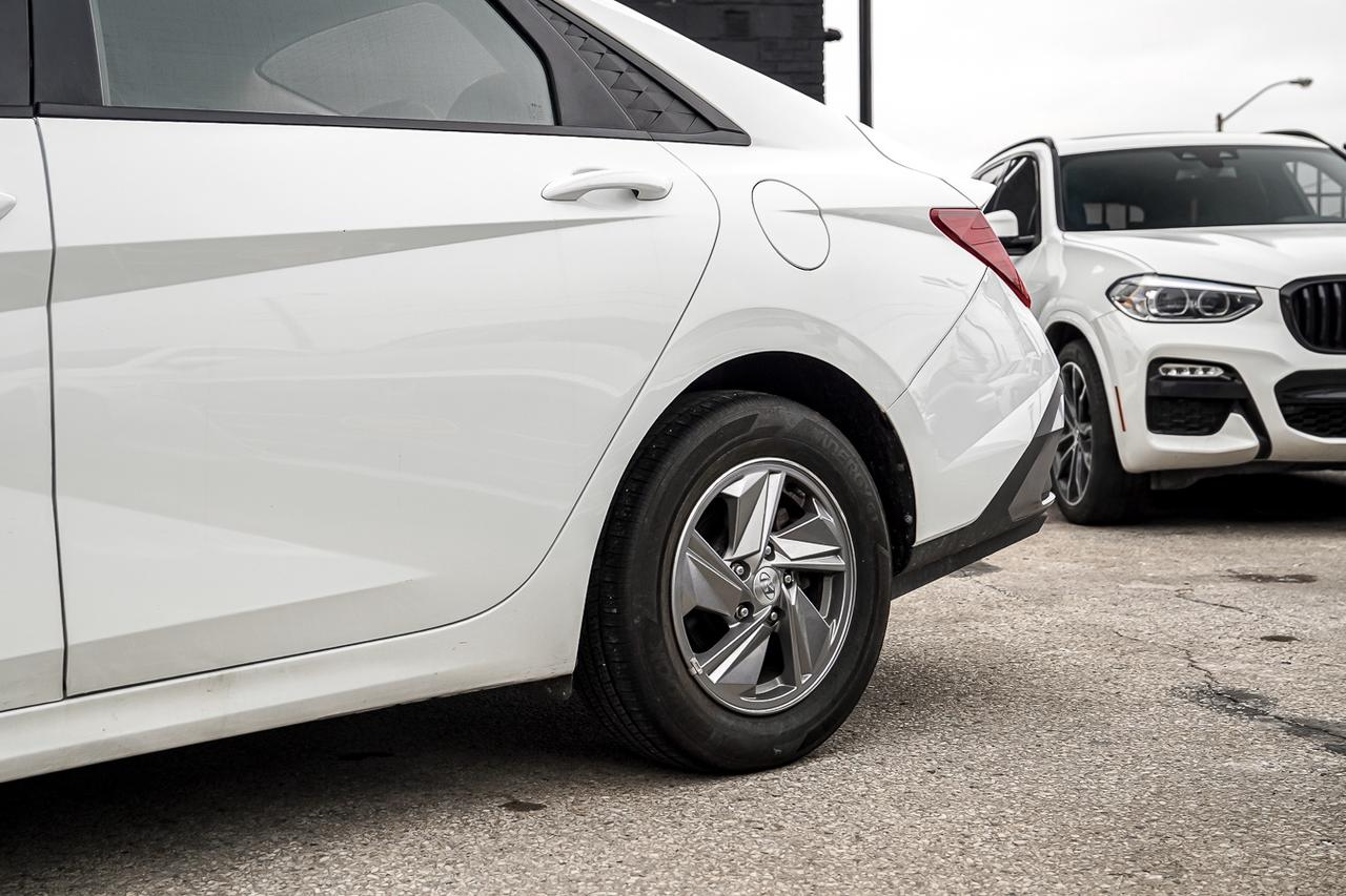 2024 Hyundai Elantra ESSENTIAL  | ONE OWNER | HEATED SEATS | CARPLAY | Photo
