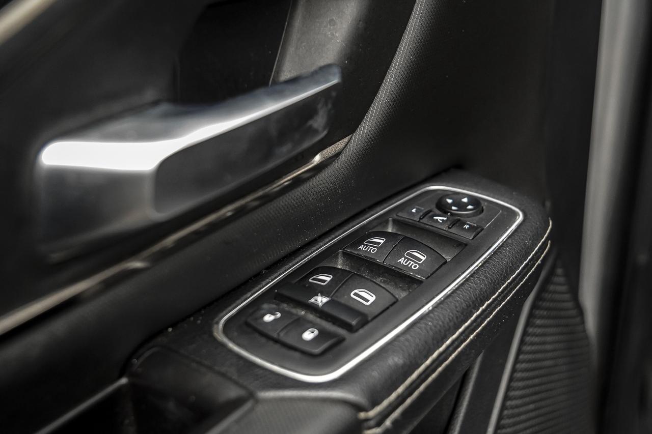 2019 RAM 1500 SPORT HEMI | CLEAN CARFAX | FULLY LOADED | 14'' DI Photo