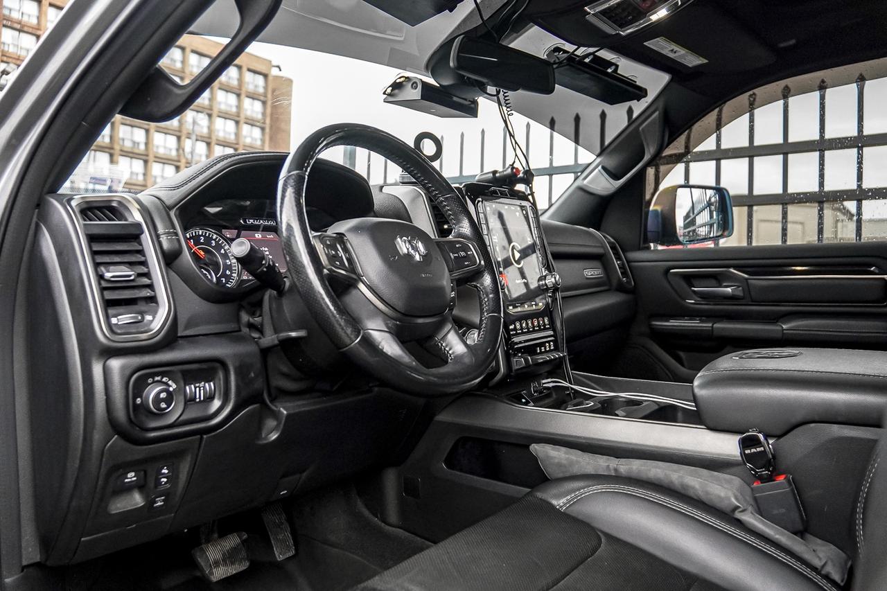 2019 RAM 1500 SPORT HEMI | CLEAN CARFAX | FULLY LOADED | 14'' DI Photo