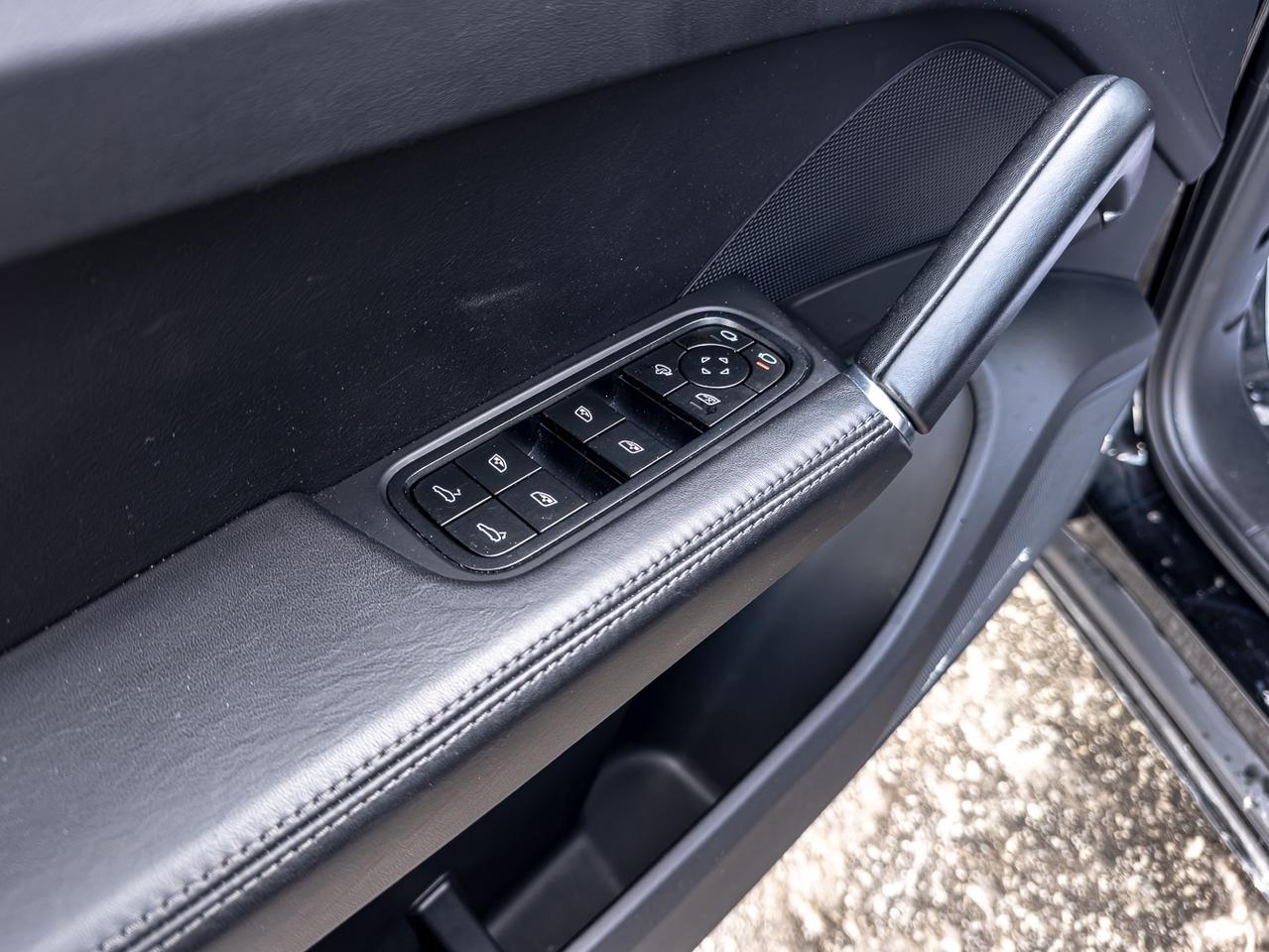 2023 Porsche Cayenne GTS AWD | 493 HP | CLEAN CARFAX | ONE OWNER | SOFT Photo