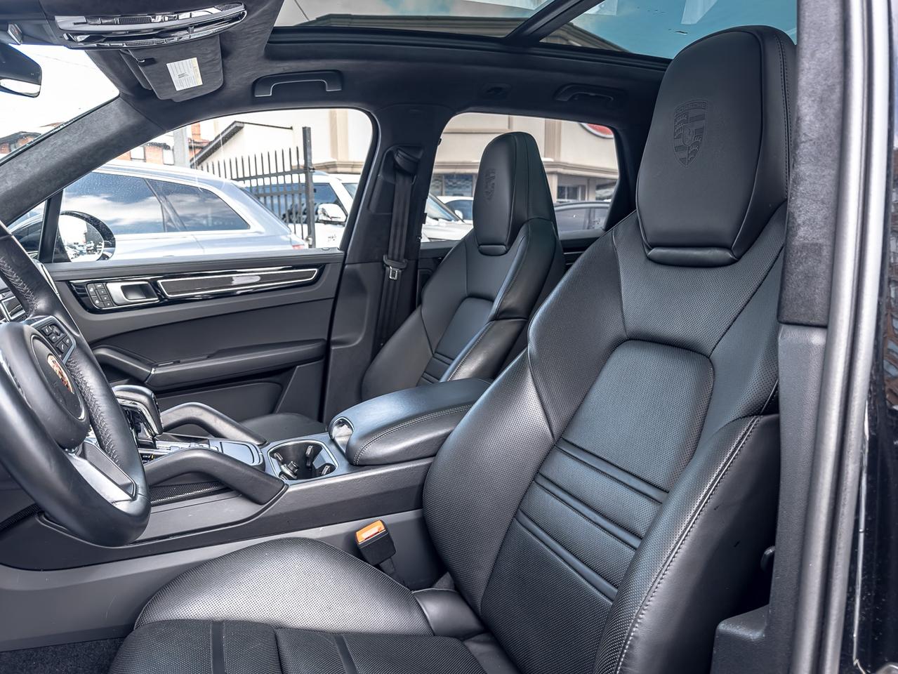 2023 Porsche Cayenne GTS AWD | 493 HP | CLEAN CARFAX | ONE OWNER | SOFT Photo