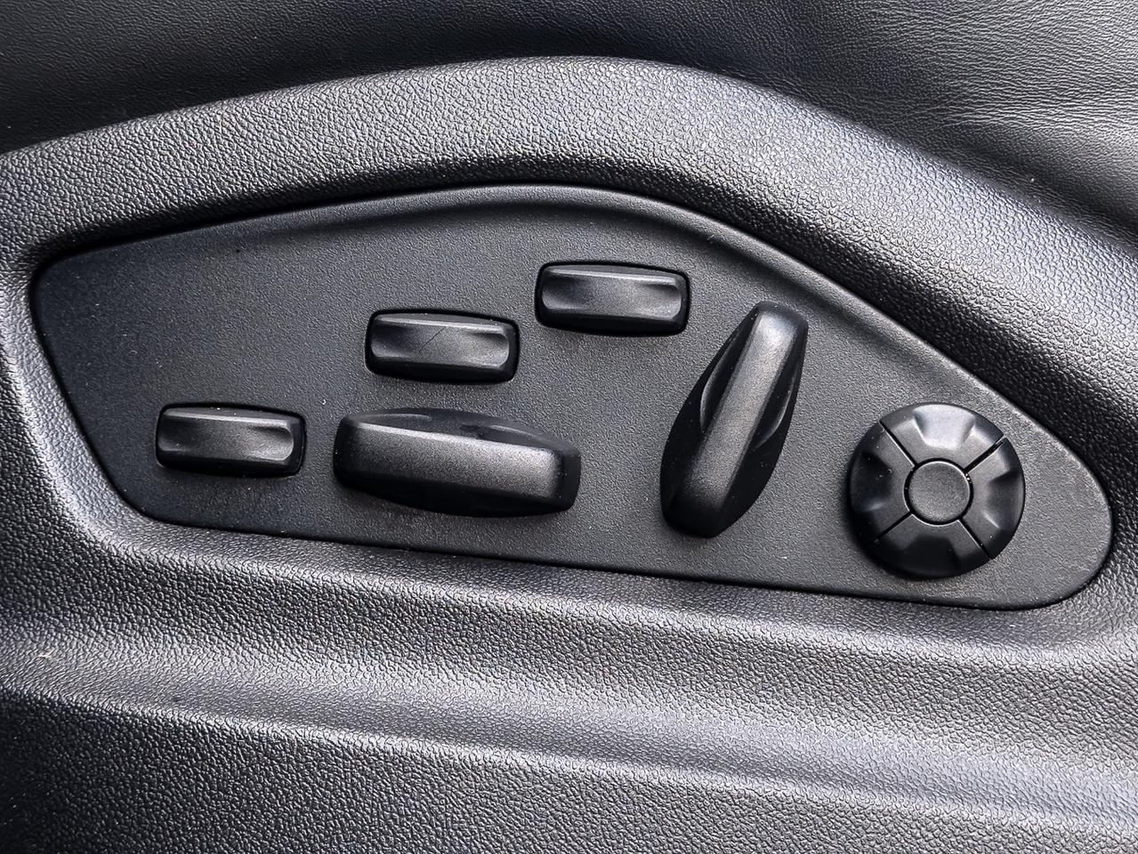 2023 Porsche Cayenne GTS AWD | 493 HP | CLEAN CARFAX | ONE OWNER | SOFT Photo