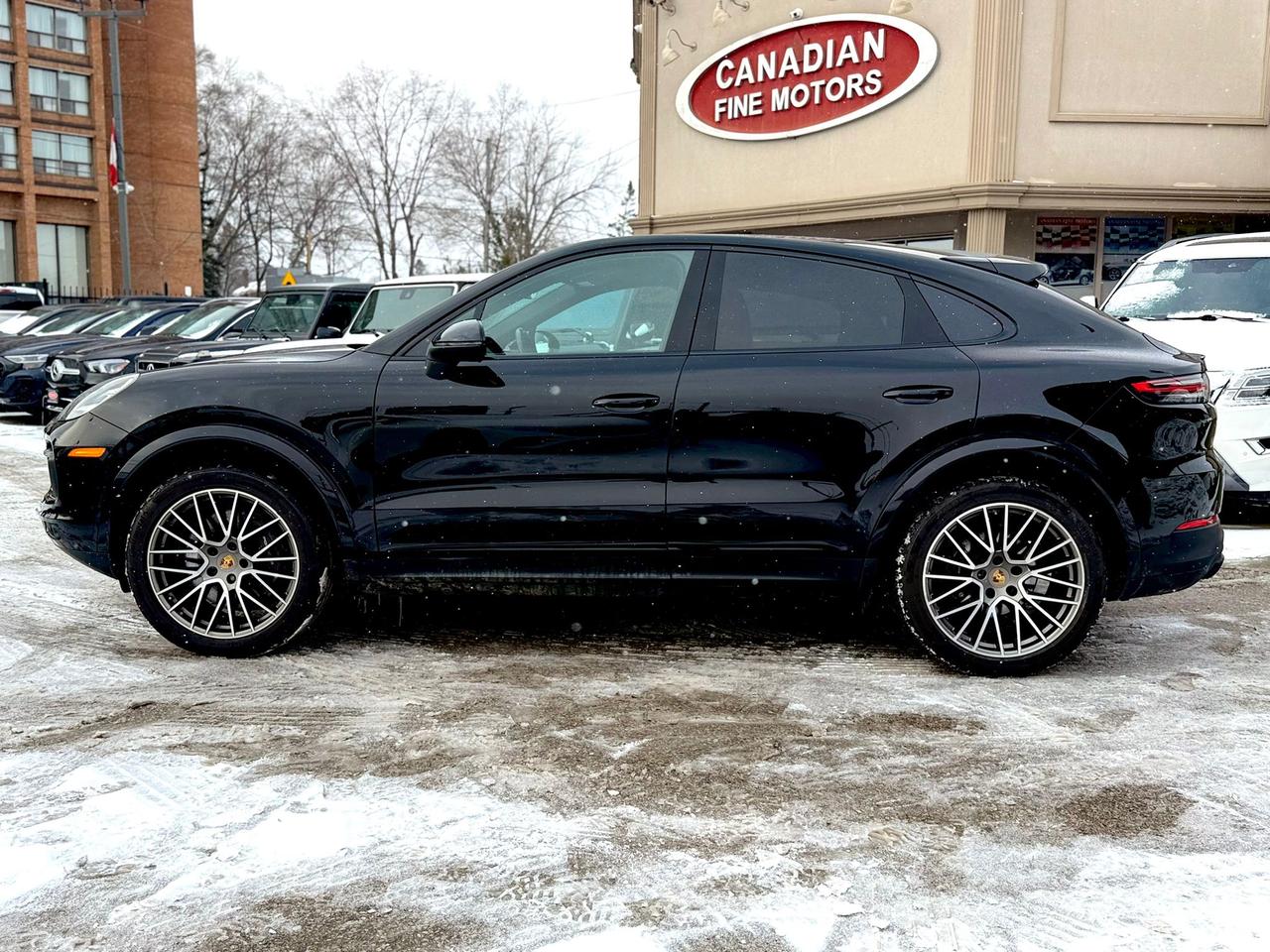 2023 Porsche Cayenne AWD | NAVI | BSM | CAM | PANO | Photo