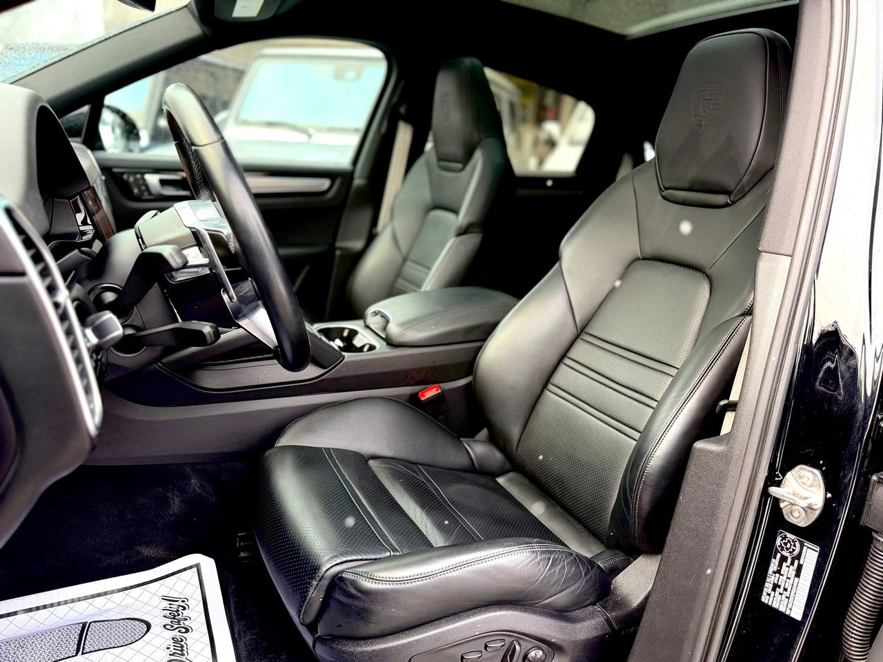 2023 Porsche Cayenne AWD | NAVI | BSM | CAM | PANO | Photo