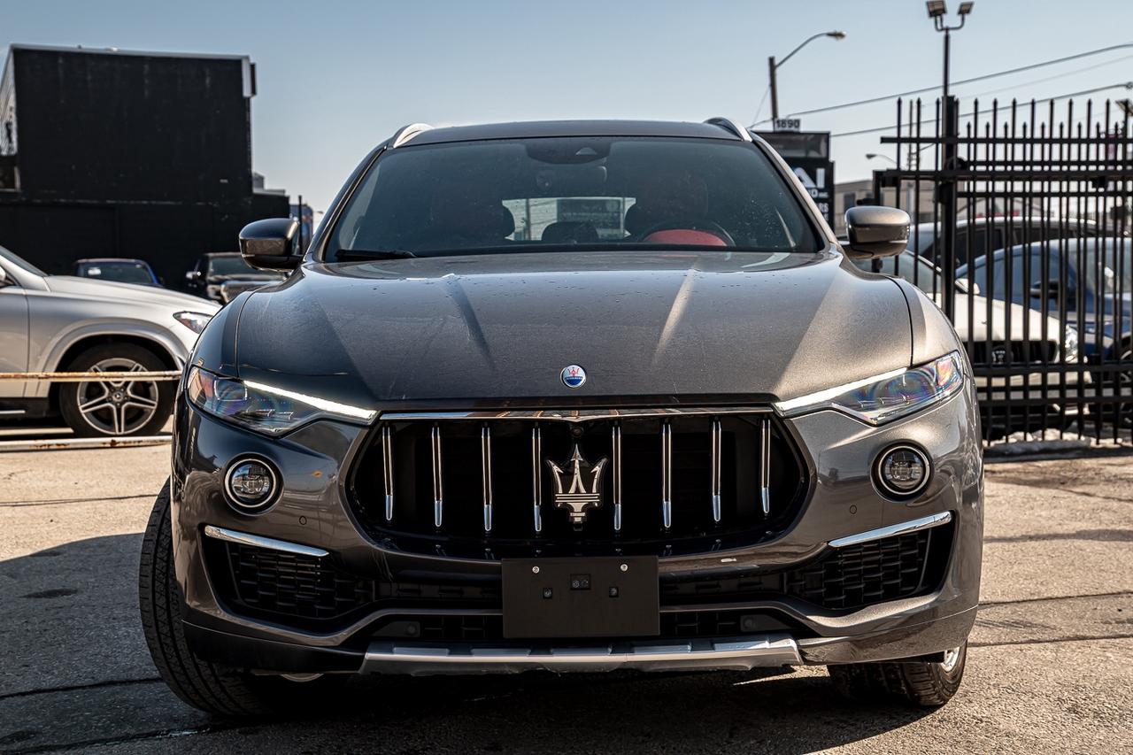2021 Maserati Levante GranLusso AWD | ONE OWNER | NAVI | PANO | WOOD TRI Photo