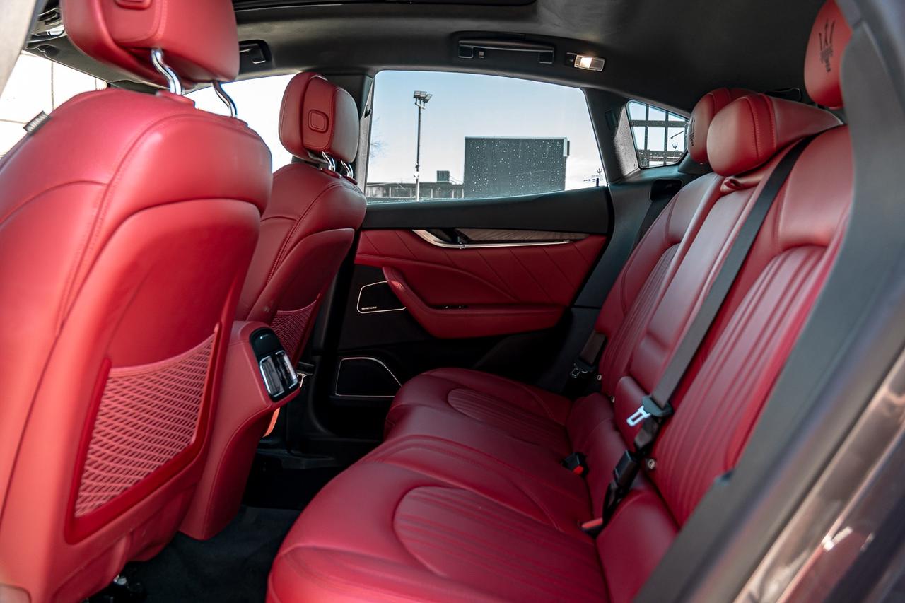 2021 Maserati Levante GranLusso AWD | ONE OWNER | NAVI | PANO | WOOD TRI Photo