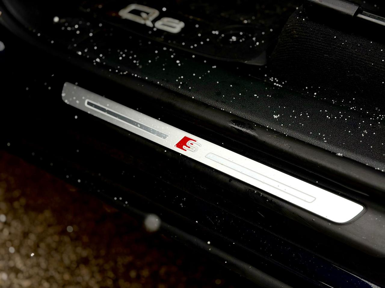 2025 Audi Q8 TECHNIK QUATTRO | HUD | NAVI | CAM | LOW KM Photo