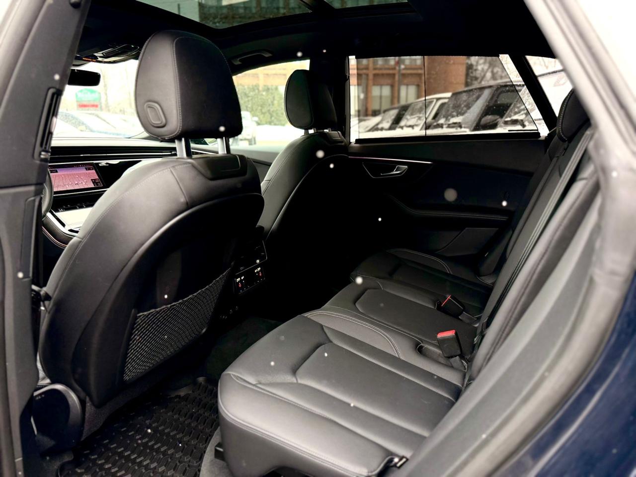 2025 Audi Q8 TECHNIK QUATTRO | HUD | NAVI | CAM | LOW KM Photo